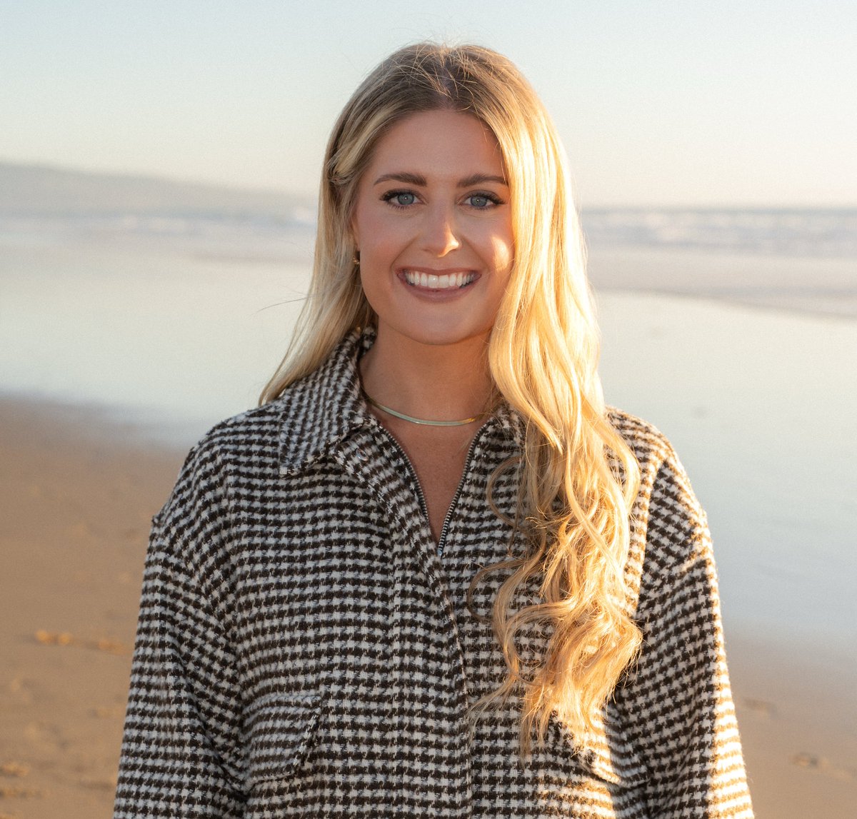 here is me finally getting a profesh photo for linkedin