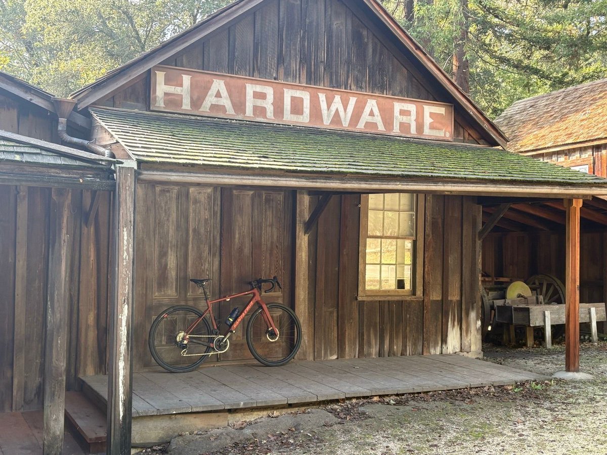 naywilliams's tweet image. Can&apos;t be a #DeepTech investor without embracing a lil Hardware 🤖🤖🤖