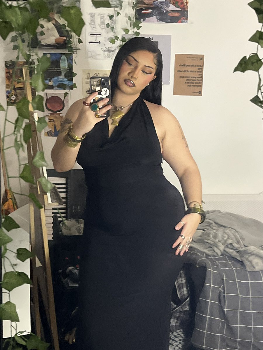 Pretty, tattooed and egyptian 🙏