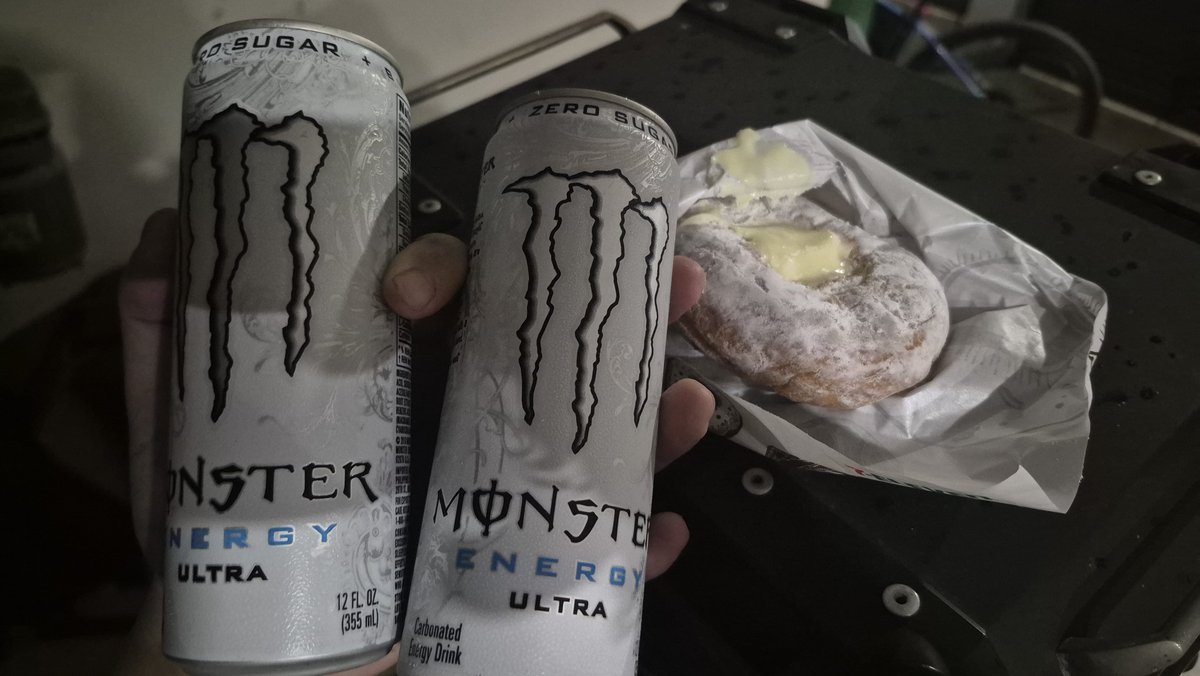 zone 🌽 tweet media