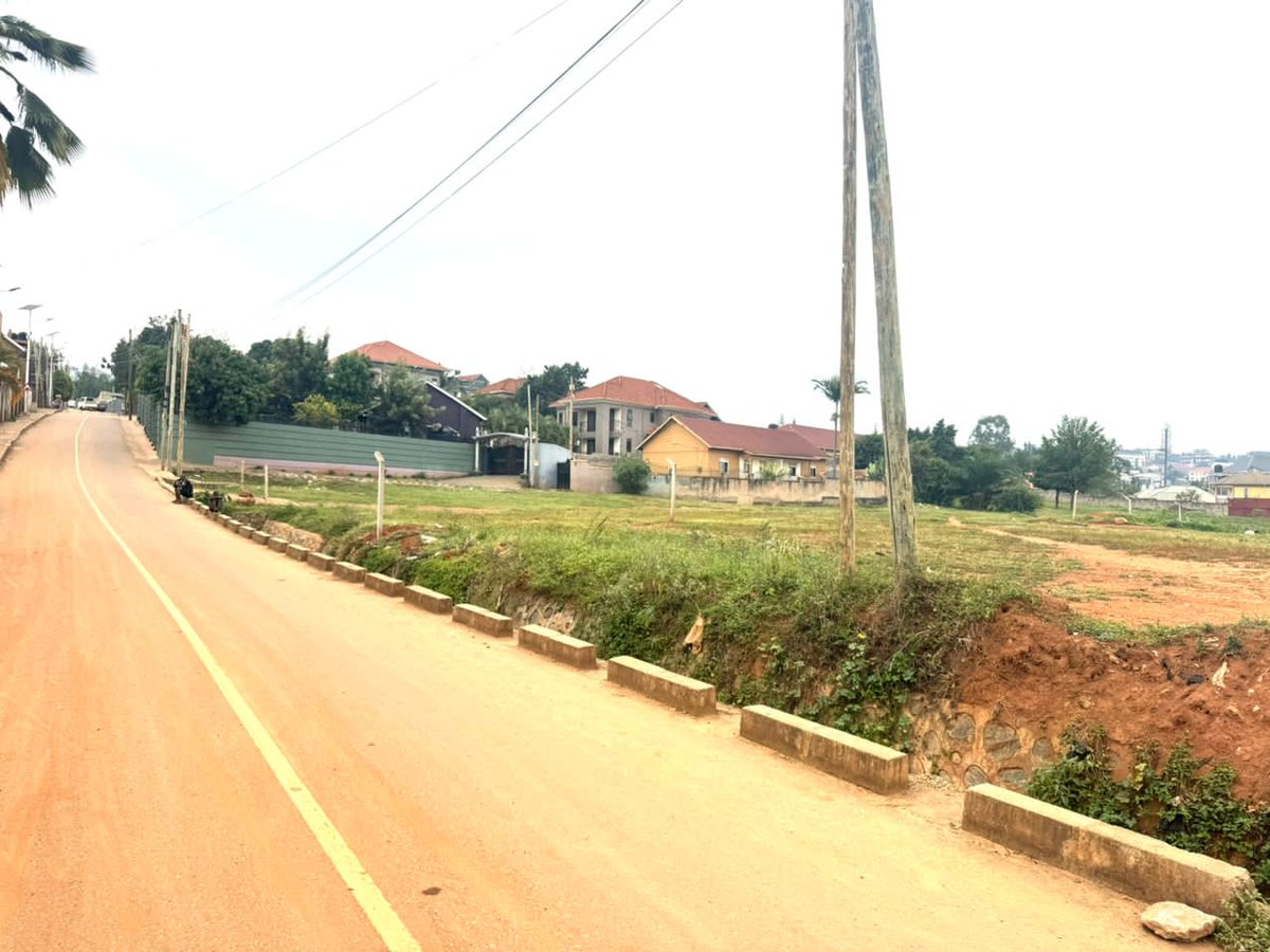 Kisaasi Kulambiro 

20 decimals - 350m ugx

25 decimals - 450m ugx

Ready title