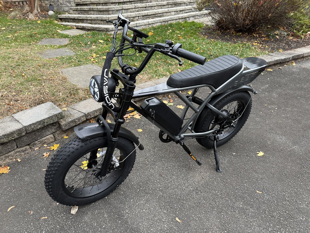 Jasion RetroVolt Pro Review: A 38mph Fat-Tire Powerhouse That's Currently Selling for Just $899 geardiary.com/2025/11/25/jas…