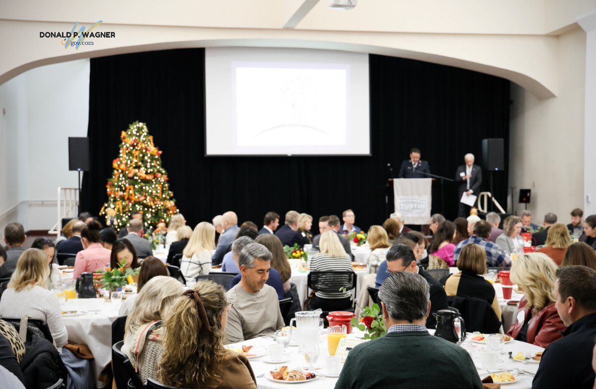 I joined Tustin Mayor <a href="/AustinLumbard/">Mayor Austin Lumbard 🇺🇸</a> for the 28th Annual Tustin Mayor’s Thanksgiving Breakfast. 

I want to thank Mayor Lumbard and <a href="/GreaterTustinCF/">Tustin Community Foundation</a> for hosting yet another wonderful Thanksgiving Breakfast.