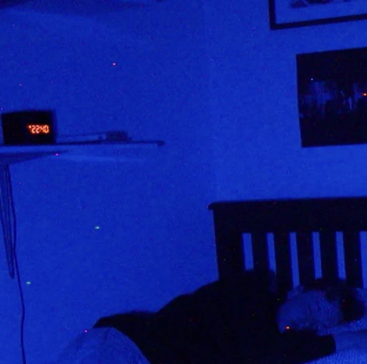 squishy_spine's tweet image. reply and ill give u a color !!

i got blue ˃̶͈◡˂̶͈

— smth u like
— an album
— a character
— an outfit