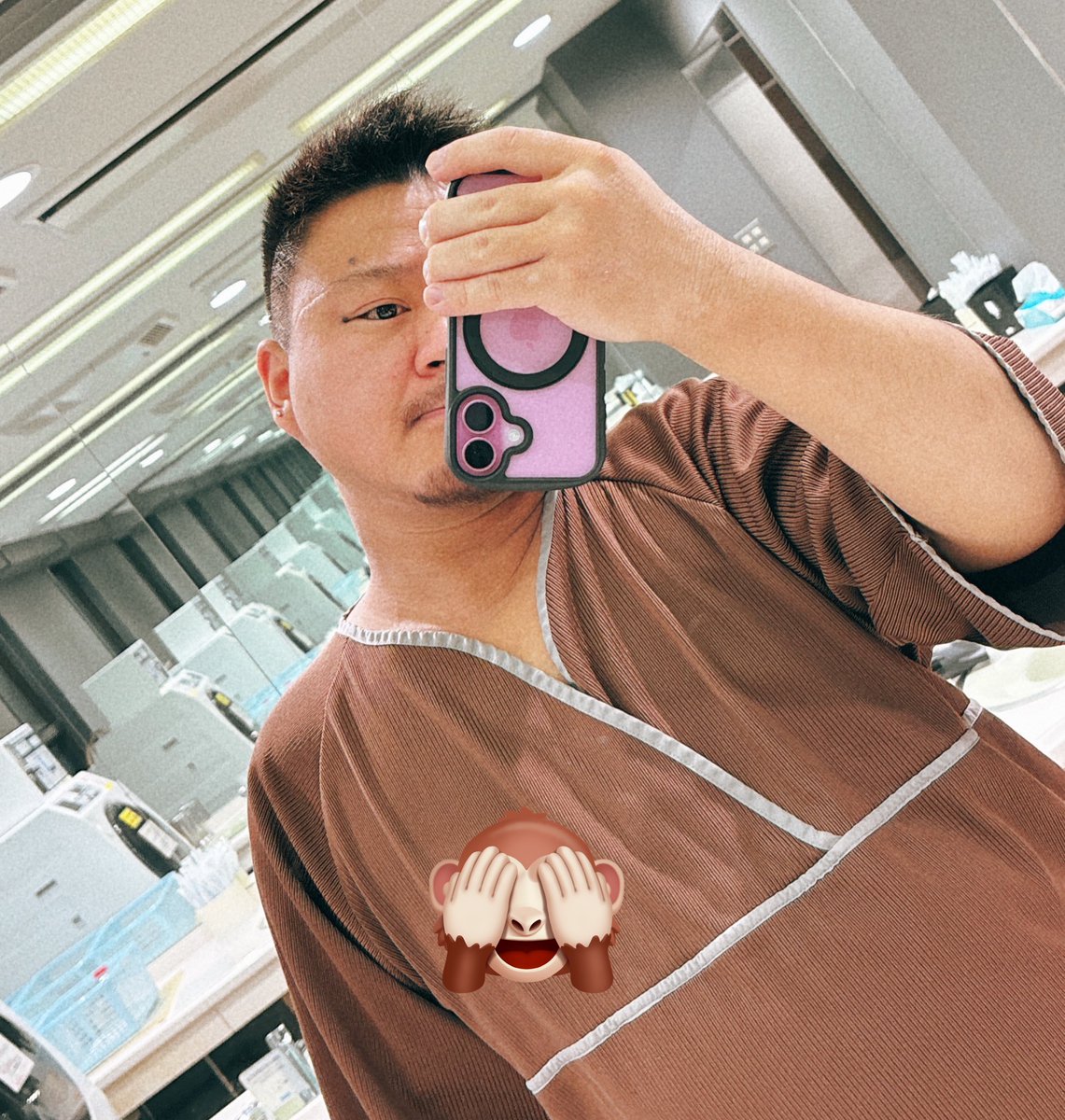 Decchi_09's tweet photo. 髪を切るなどした💇 https://t.co/Gl38gjapKc