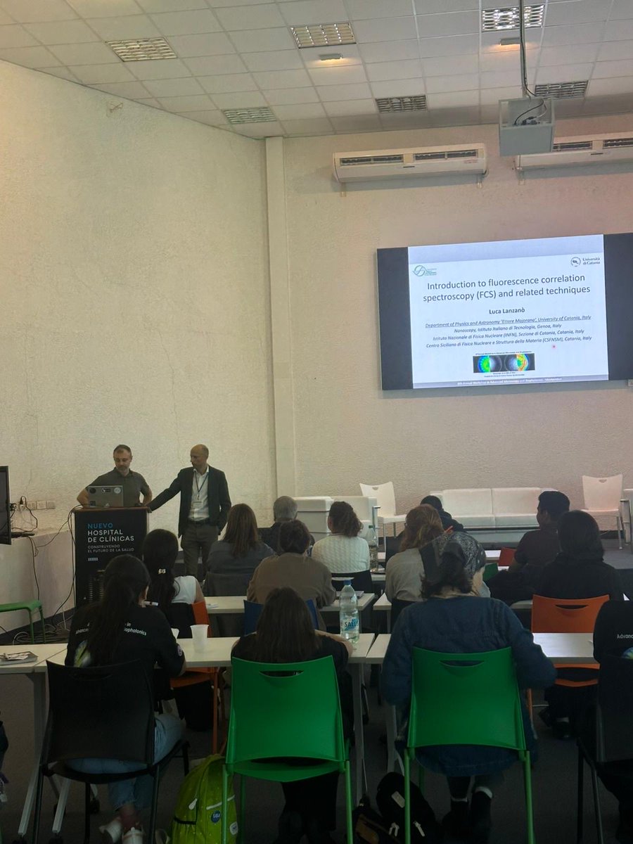 advanced_unit's tweet image. Second day of #UBAworkshop2025 was focus on #FCS_related techniques.
#LucaLanzano #MicaelaLopassio @MalacridaLab explained #FCS #RICS #pCF #NandB #ICS and  #ICCS