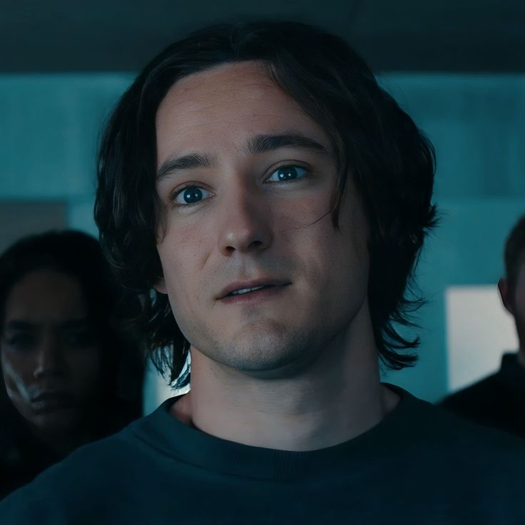 Farleigh Start is next to receive a kiss from Bob!

"Jesus... that Oliver guy is an asshole- I mean, you're so nice. Don't worry, you can be with us now!"