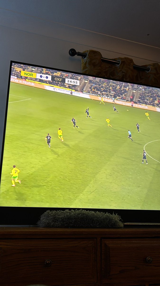 How has he used our weakest front line against an extremely poor poor Norwich side, probably the worst I’ve seen us play against in years… and we are making them look good.
I question GW motives here 
#oufc