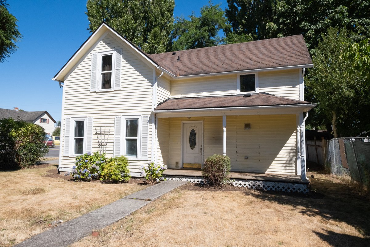 BuyerMax's tweet photo. Investor Special in Ferndale! 1902 Craftsman w/ 3BD, 2BA, garage, newer kitchen + windows. Zoned Urban Residential w/ potential for 2–6 units + commercial. Seller may finance w/ 20% down

Keith Cook | 360-739-5600
David Harmon | 360-224-2153
RealEstate@BuyerMax.com

#FerndaleWA https://t.co/0bDqWfKqMe