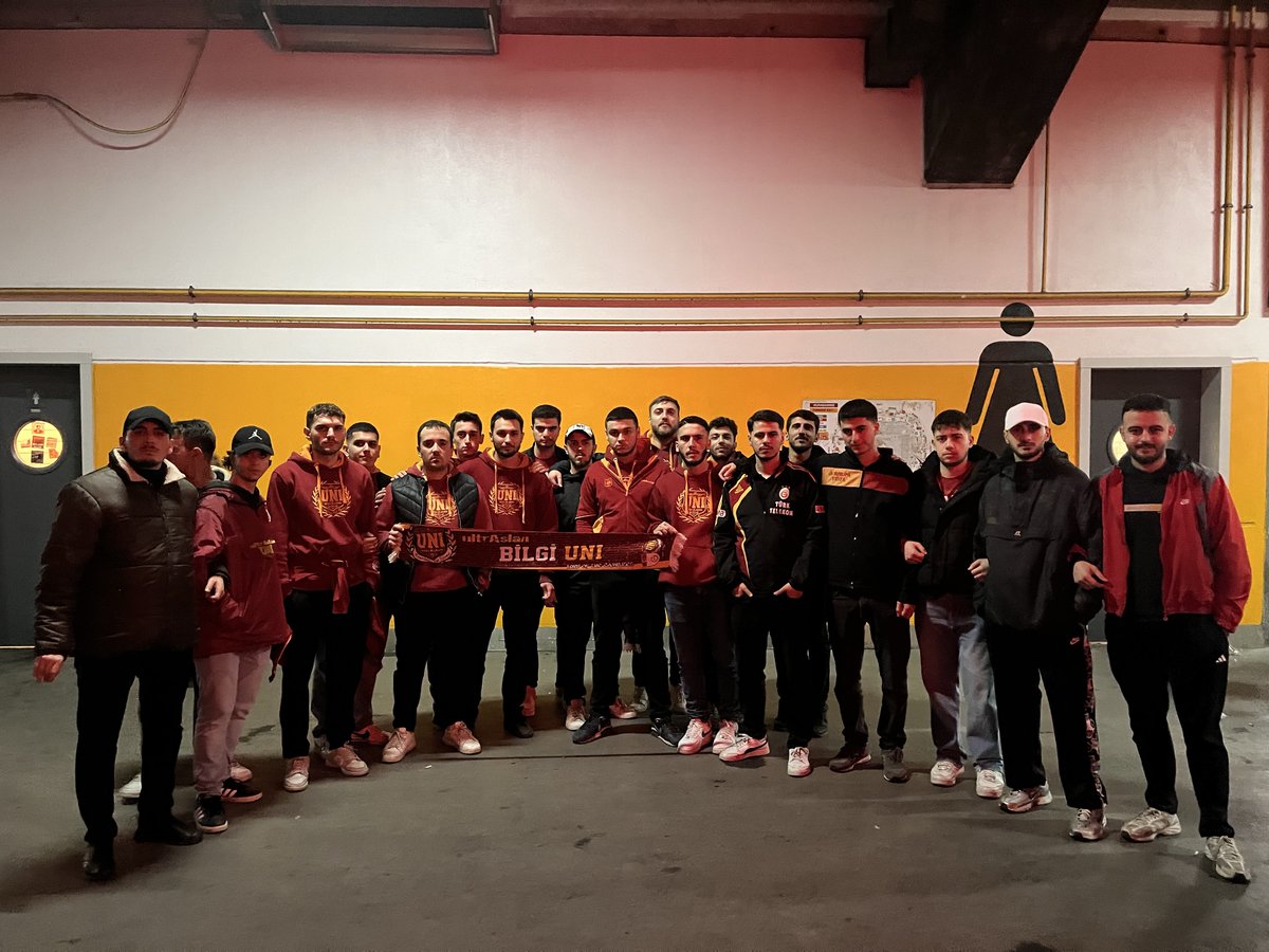 YENİLSEN DE YENSEN DE TARAFTARIN SENLE!
#ultrAslanUNI #uAUNIBILGI