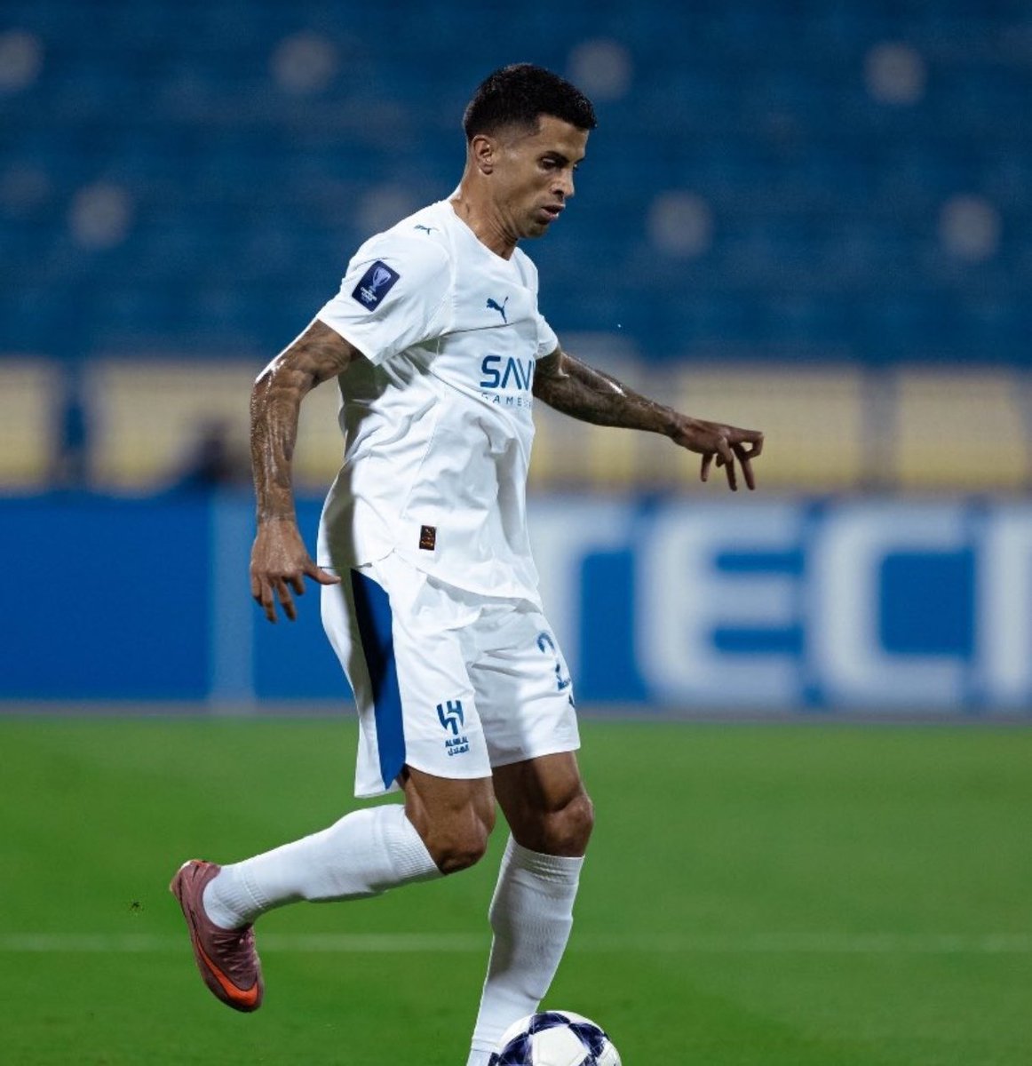 هدف رابع عن طريق كانسيلو