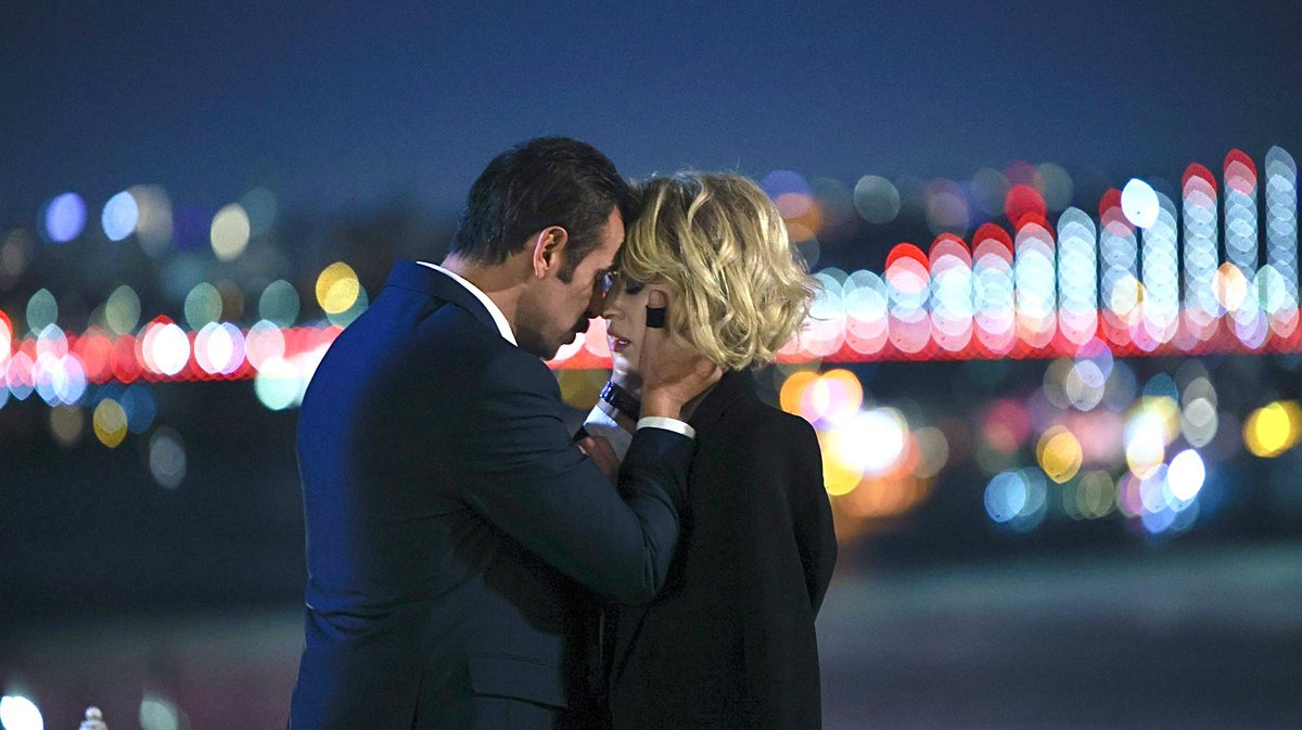 Şu sahneden Hazal ve Erkandan selfie gelmesi yok mudur ya hey yetkililer bir şey yapın <a href="/veliahtdizi/">Veliaht Dizi Resmi</a> #yahder