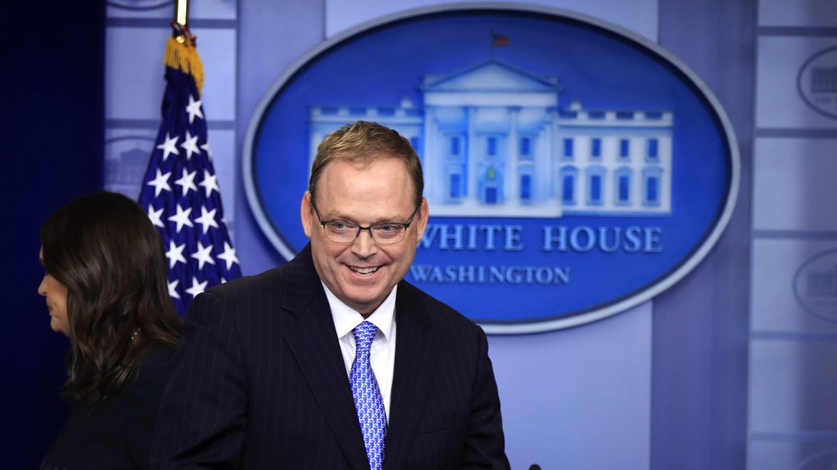 🚨 INVESTING : "Kevin Hassett, alleato di Trump, in pole position per la presidenza della Fed"