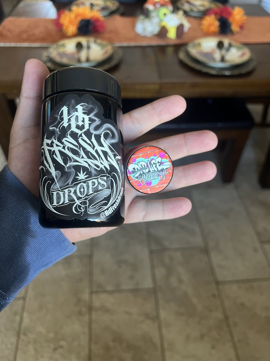 HDFreshDrops tweet media