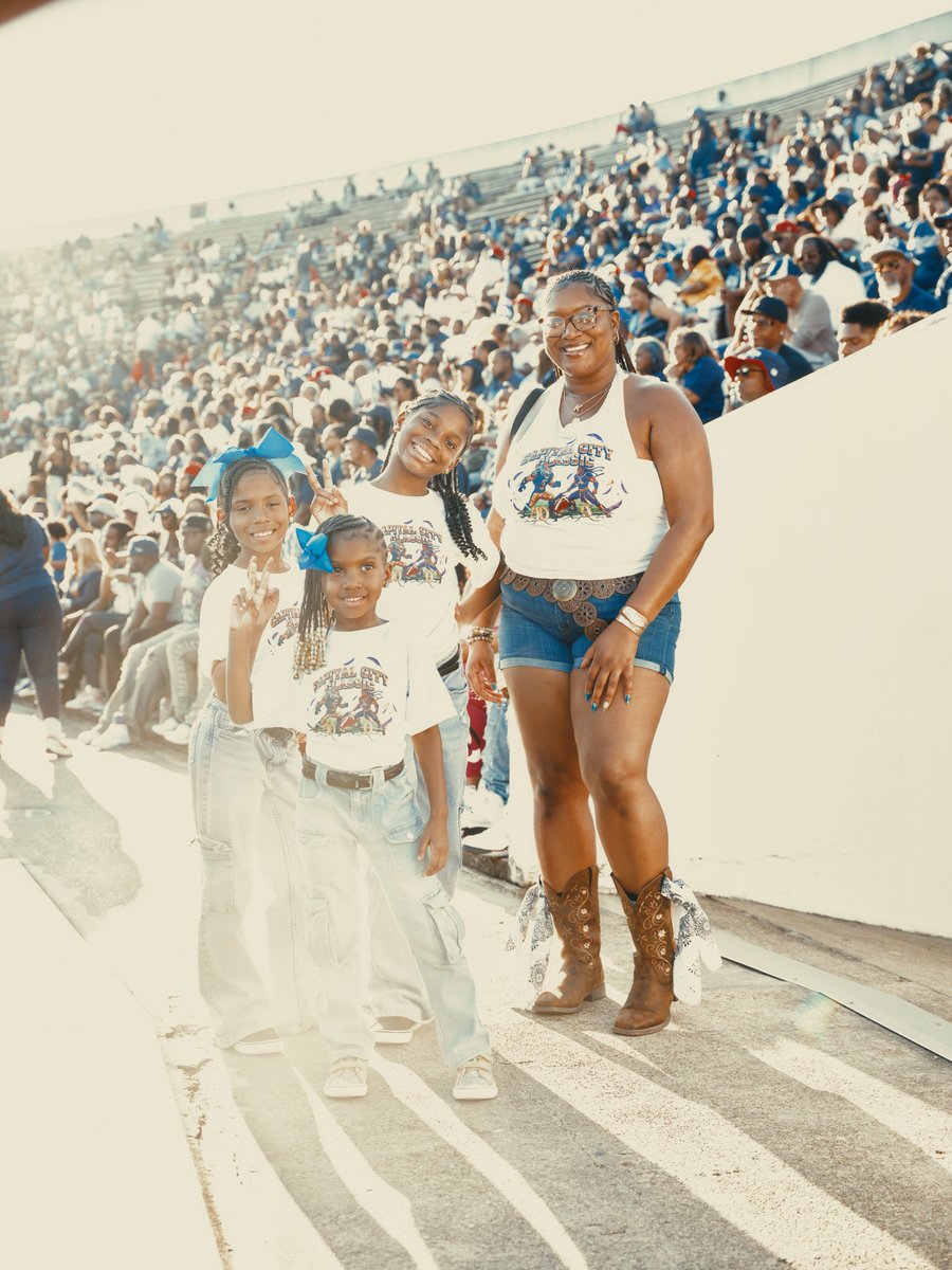 KailSovl's tweet image. Thee I Love. 

Jackson state vs alcorn 2025 

Photographed by Justin hardiman