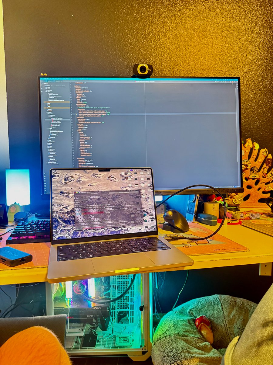 абстрактный мужик tweet media