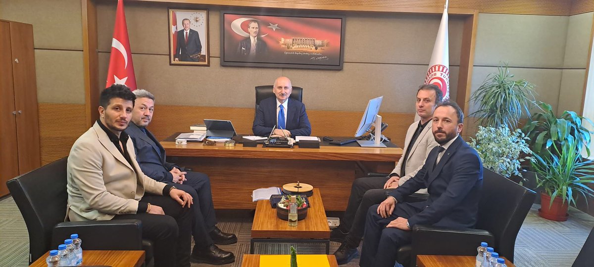 Mühendis Tek-Sen Büro Sendikası olarak  66. T.C. Kabinesi Ulaştırma ve Altyapı Bakanı ve TBMM Bayındırlık, İmar, Ulaştırma ve Turizm Komisyonu Başkanı Sayın Adil Karaismailoğlu'nu ( <a href="/akaraismailoglu/">Adil Karaismailoğlu</a> ) TBMM’de makamında ziyaret ettik.

"Mühendislik ve Mimarlık Meslek Kanunu" ve