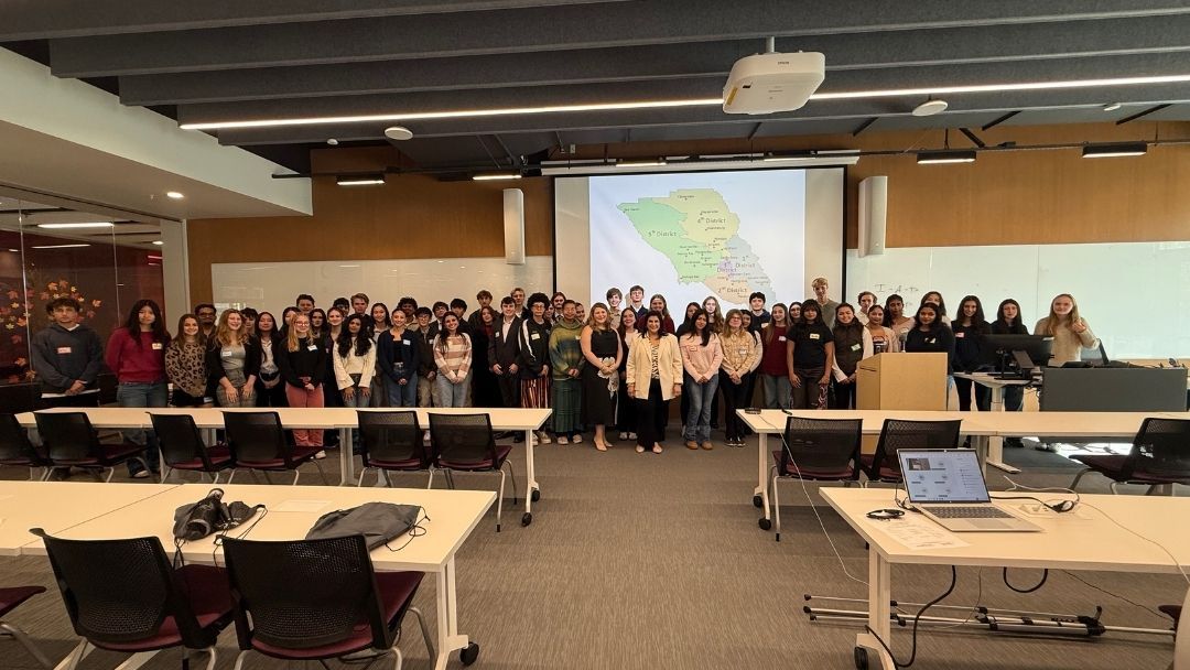 RepThompson's tweet image. Another successful student leadership council event! This week, Sonoma County Supervisor Rebecca Hermosillo talked with students about her role on the Sonoma County Board and what they can do to get more involved in their communities. The student leadership council is in its 9th…