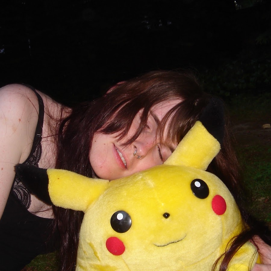 novelezra's tweet image. Videogame Designer / Musician / Composer / Video Essayist