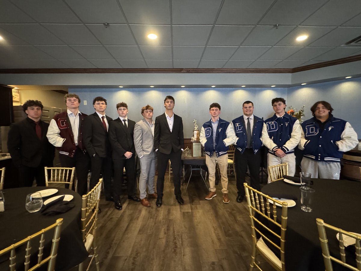 Great annual tradition! Huge thank you to the Berry Tavern for hosting! <a href="/FishermenGhs/">GHS Fishermen Athletics</a> <a href="/Tweet_DPS/">Danvers MA Schools</a> 
<a href="/DanversFootball/">Danvers Football</a>