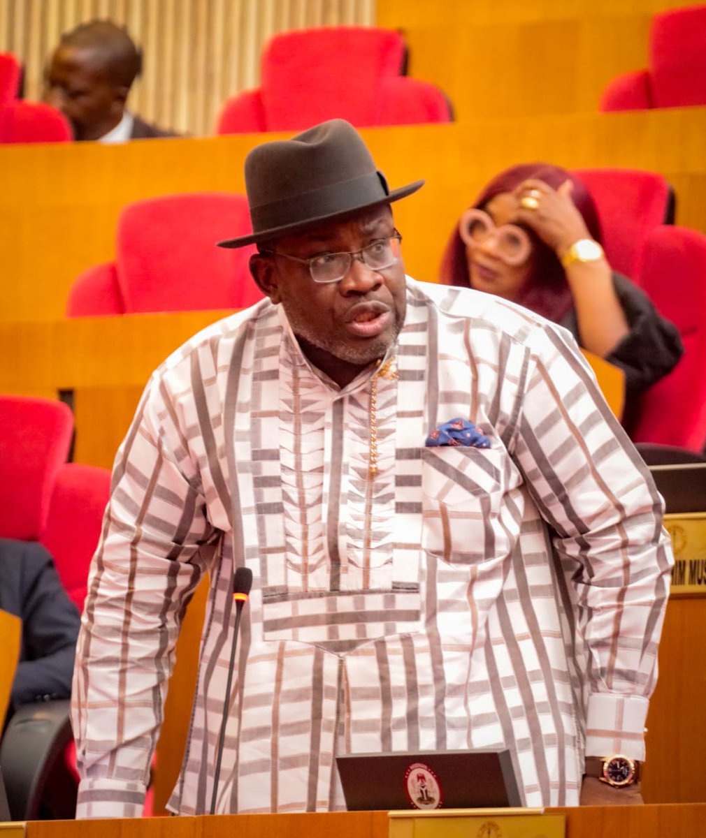 iamHSDickson's tweet image. NNAMDI KANU: THE IMPERATIVE OF A POLITICAL SOLUTION

I join well-meaning leaders, the people of the South East, and indeed well-meaning Nigerians to call for a political solution that will lead to the release of Mazi Nnamdi Kanu, on terms that will bring about the cessation of…