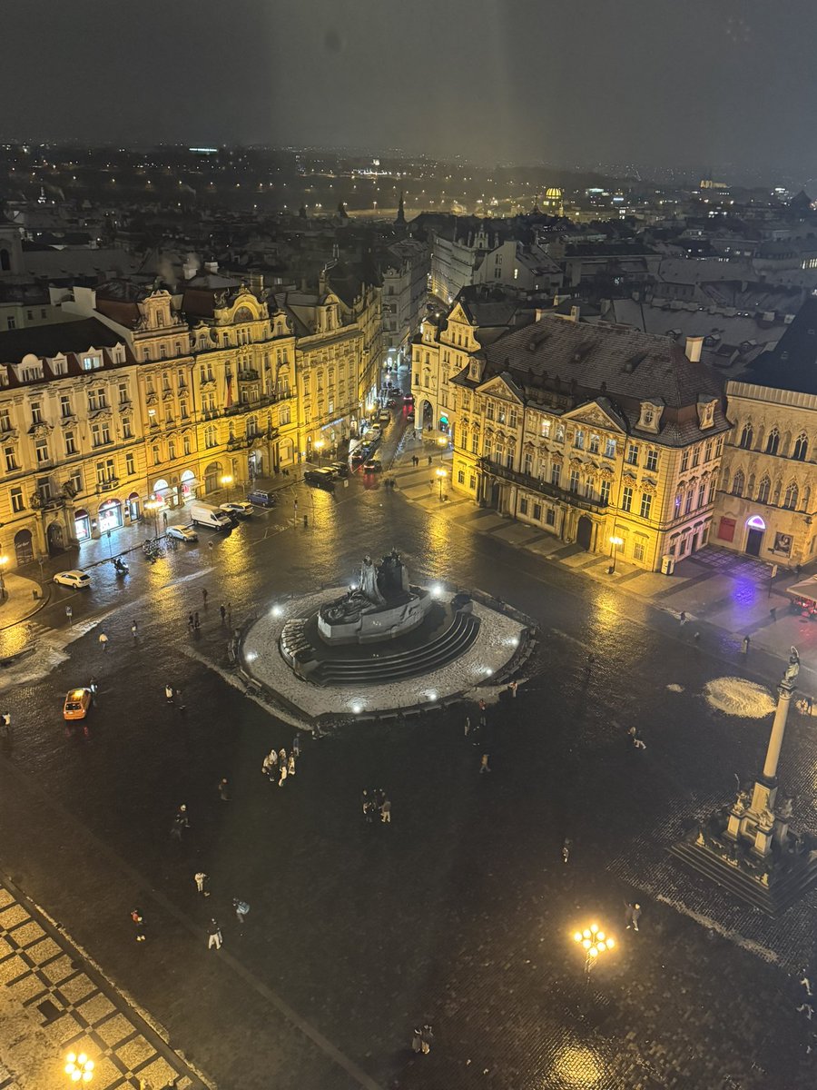 Qué bonita es Praga.