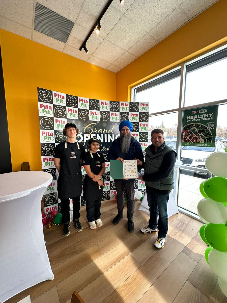 TimUppal's tweet image. It was a pleasure to join @PitaPitCanada on their grand opening of a new location in our community. Wishing you much success.