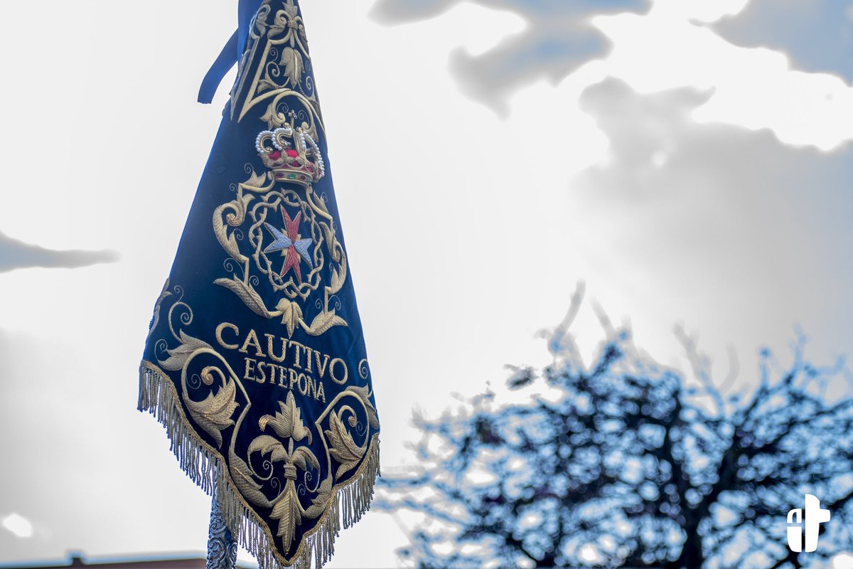 🎺 La <a href="/AMCautivo/">Cautivo de Estepona</a> seguirá acompañando al Nazareno del Perdón en la ida hacia el Recorrido Oficial en 2026.

🎶 Se trata del segundo Martes Santo que caminarán juntos tras su regreso el año pasado.

<a href="/hnuevaesperanza/">Hermandad Nueva Esperanza</a> | #CofradíasMLG