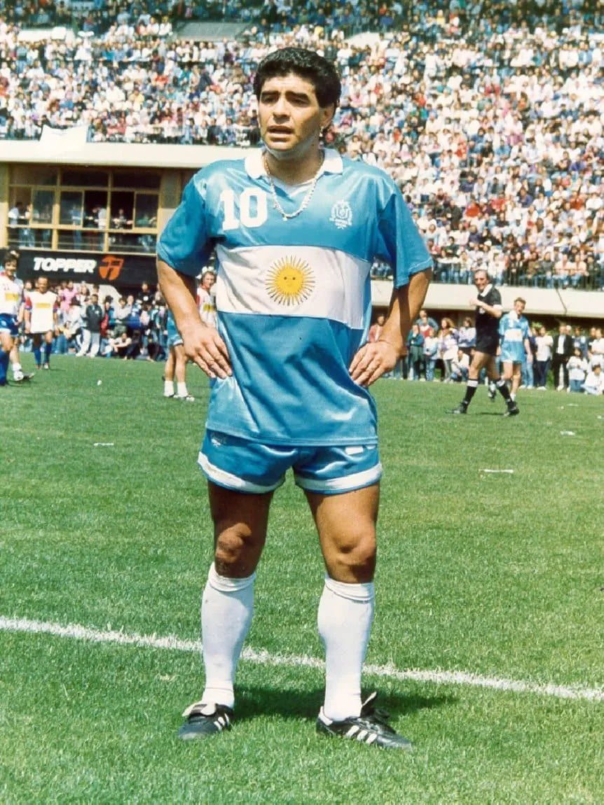 Hace 5 años dejo este plano, pero hace mucho ya era eterno.

Orgullosos de ser argentinos como Diego 🇦🇷
