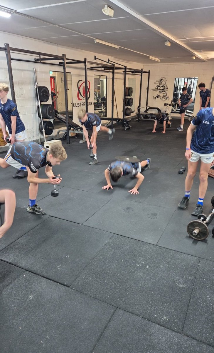 tippgamesdev's tweet photo. 4 gym hubs, North, South, Mid and West locations including 200 Premier Academy players in action this evening as part of our Winter underage Development Program. #Streamlined Development programs. 
@TipperaryGAA 
@tipperarybng https://t.co/co4lAcUHTY
