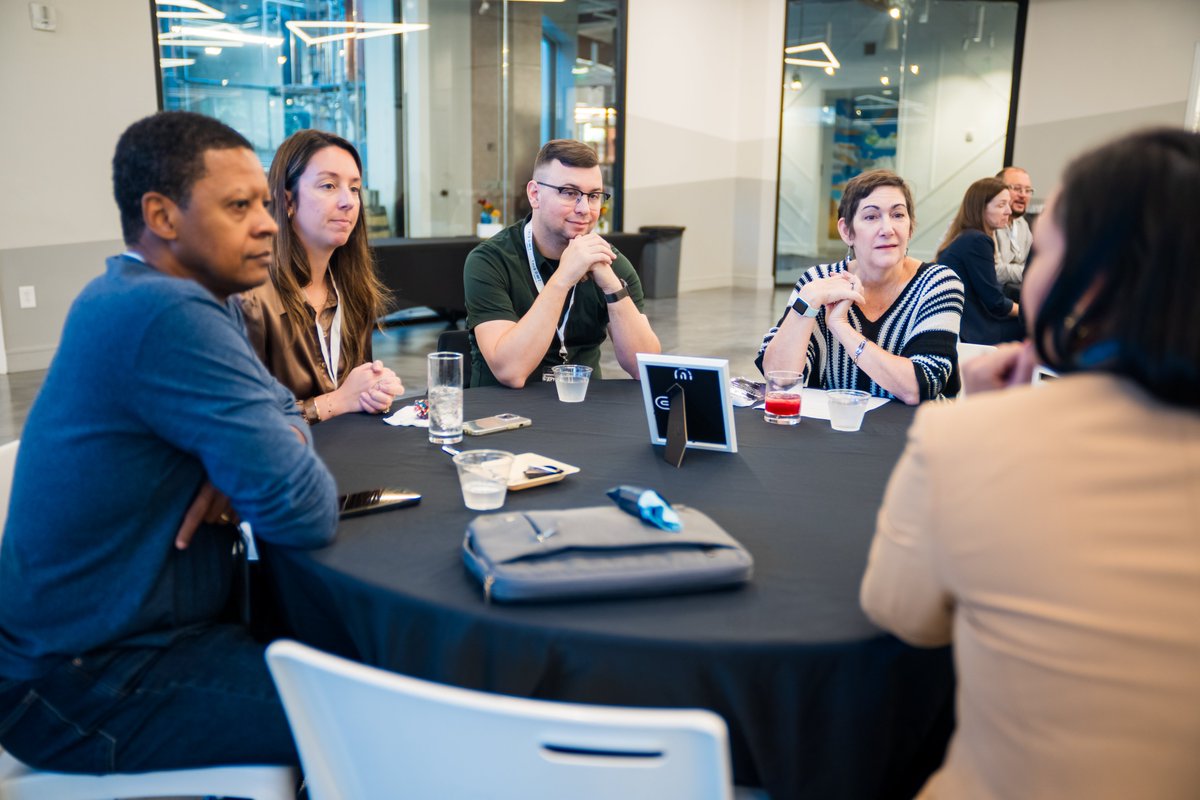 ladyleet's tweet image. More photos from this month&apos;s Healthcare &amp;amp; Life Sciences Leadership Exchange, hosted by @ThisDotLabs.

I&apos;m planning more events to connect healthcare leaders interested in patient care and #AI for 2026.

If you&apos;re in the #Atlanta area and want to attend our next session, DM me!
