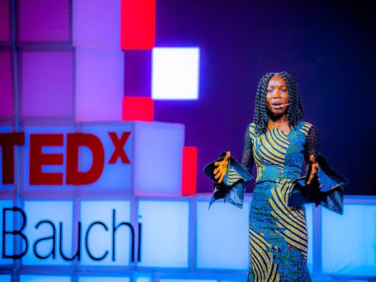 Deborah Fashida tweet media