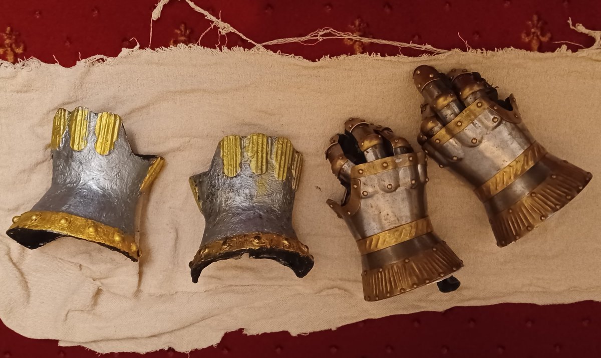 andrewsp2009's tweet image. Made papier-mâché cast gauntlets from my real armour for &apos;Victor&apos; to hide his rough fingers made from used plastic till rolls. Will make gauntles for &apos;Freda&apos; next. Keeping everything light weight for moving mannequins around Castle. #ManAtArms #Storytelling #DirletonCastle