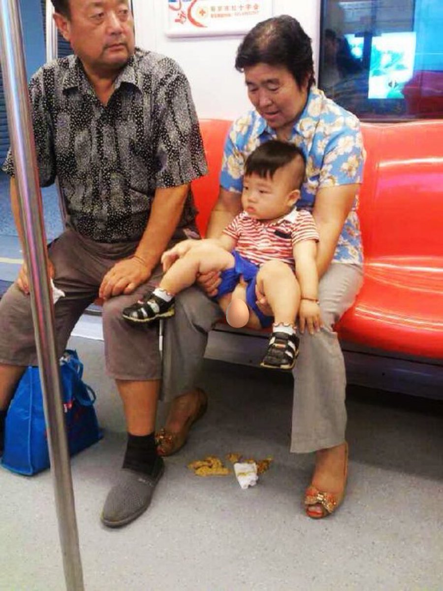 AntiDeception's tweet image. Yes very &quot;advanced&quot; they even invented invisible toilets everywhere