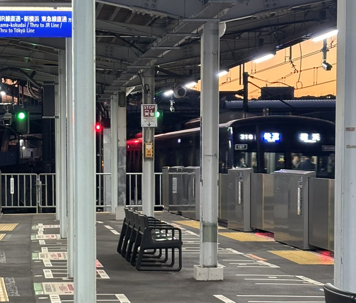 AndromedaTree's tweet image. 各局さま　皆さま

おはようございます☀
本日もどうぞ宜しくお願い致します
🙇✌️😃👍🫡