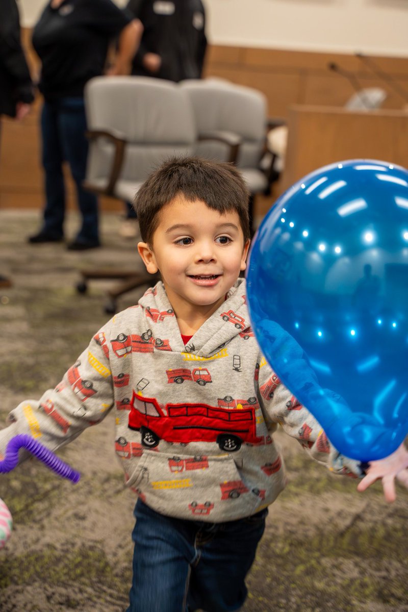OurCornerstones's tweet photo. Colton entered foster care at 13 days old and 1,257 days later was adopted by his kinship foster parents, Kenneth and Ashley. This #NationalAdoptionMonth we celebrate families like theirs. Learn how you can make a difference: https://t.co/audJkGRpI2
 #AllinCARE https://t.co/3o2iXVbekT