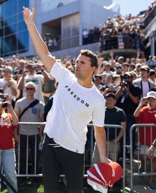 MAGAVoice's tweet image. BREAKING 🚨 Elon Musk just agreed that Charlie Kirk should become the ‘Person of the Year’

WE NEED TO MAKE THIS HAPPEN

I AGREE WITH ELON MUSK ❤️