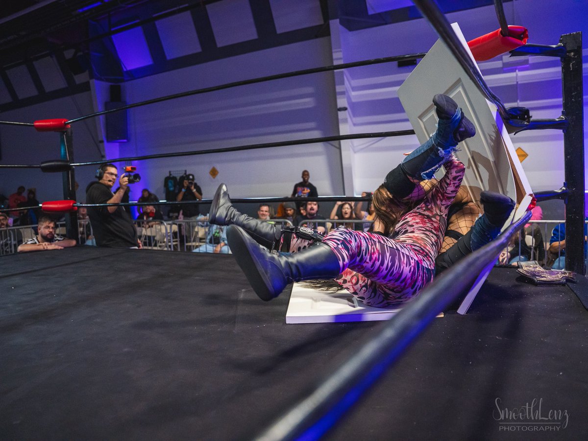 Wish I could say this was the only door I broke with my back that night <a href="/Cjsmooth15/">Smoothlenz photography</a> <a href="/bstwrestling_/">Blood Sweat Tears Wrestling</a>