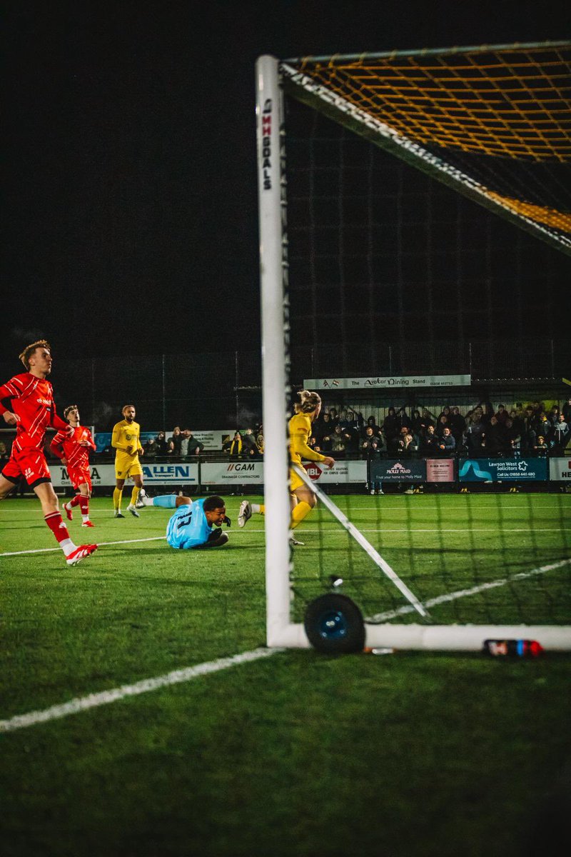 Harborough Town FC 🐝 tweet media