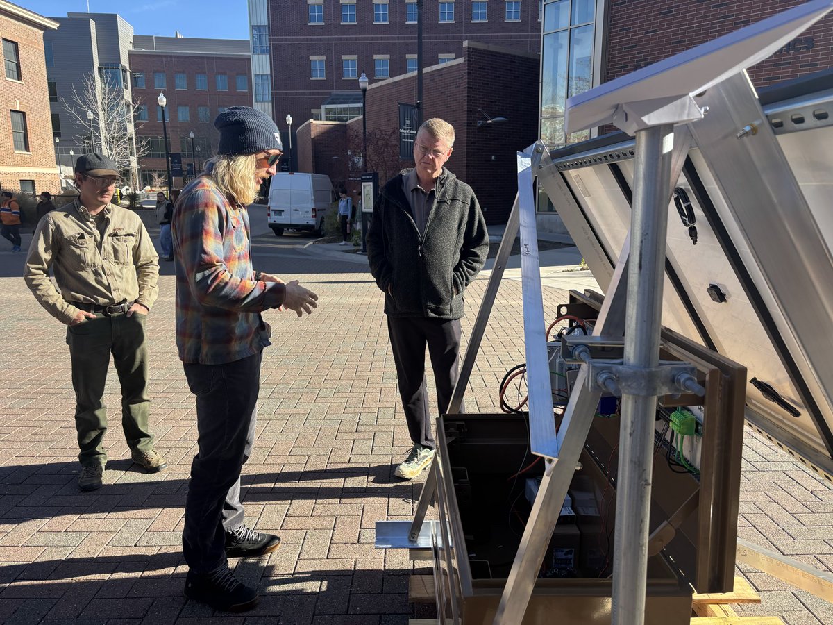 UNevadaGov's tweet image. The Nevada Seismological Laboratory hosted @MarkAmodeiNV2 on campus today to give him an overview of how the laboratory helps Nevada prepare and analyze seismic activity in our region, and how the ShakeAlert Earthquake Early Warning System can benefit our state.