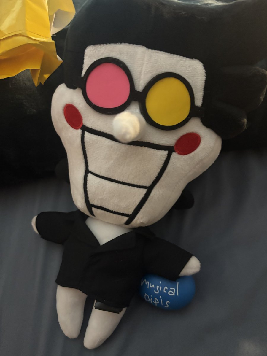 fishstackk's tweet image. i hate being home BUT AT LEAST I GOT THE  SPECIL FUN PAK HEHEHE