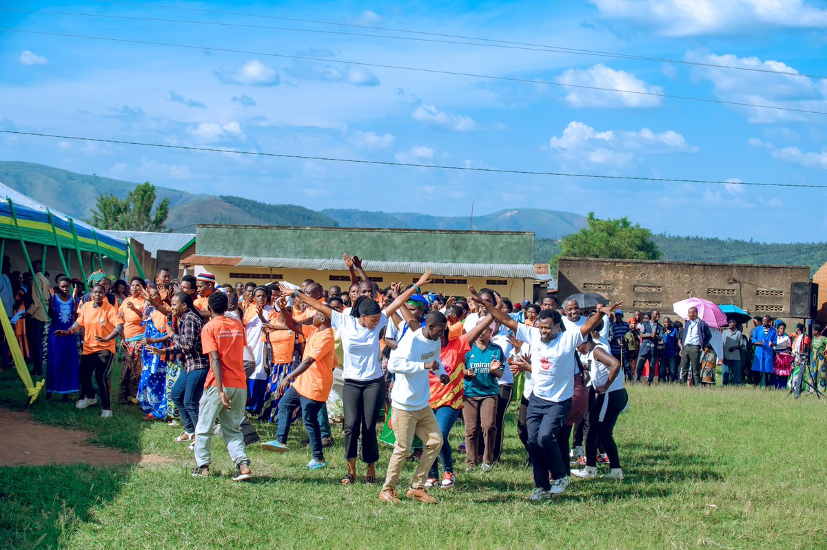 Afro Ark tweet media