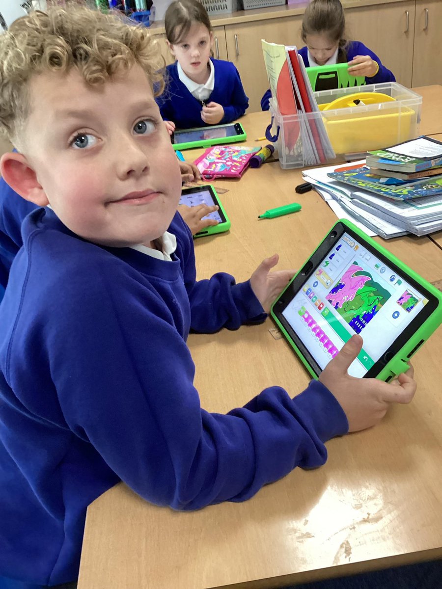 orchardsac's tweet image. Cedar 3 using @scratch for their learning today through the @kapowprimary curriculum for Computing! Super coding work Year 3! 💚 💻 
@greenheartLP @BevWalkerGordo1 #computing #coding #onechildonedevice