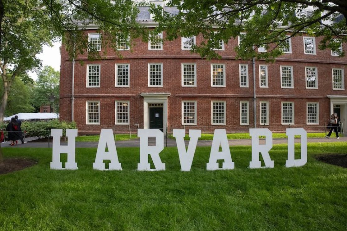 Harvard Üniversitesi, 12 alanda ücretsiz 140 adet online kurs açtı ve kurs bitimi sertifika alabiliyorsunuz.

Kaydedin lazım olur.👇🏻