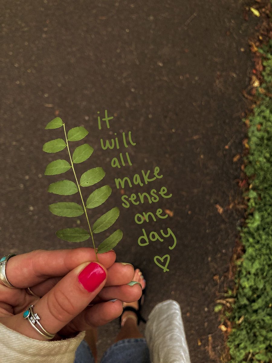 JulieParker144's tweet image. Leadership begins long before you lead others.
It starts with leading yourself—your thoughts, habits, time, and money.
Try my favorite tool for self-leadership → Free 30-Day Trial: share.theaclubapp.com/tiny/url/mJzbO… #selfimprovement #LifeCoaching #Free30DayTrial