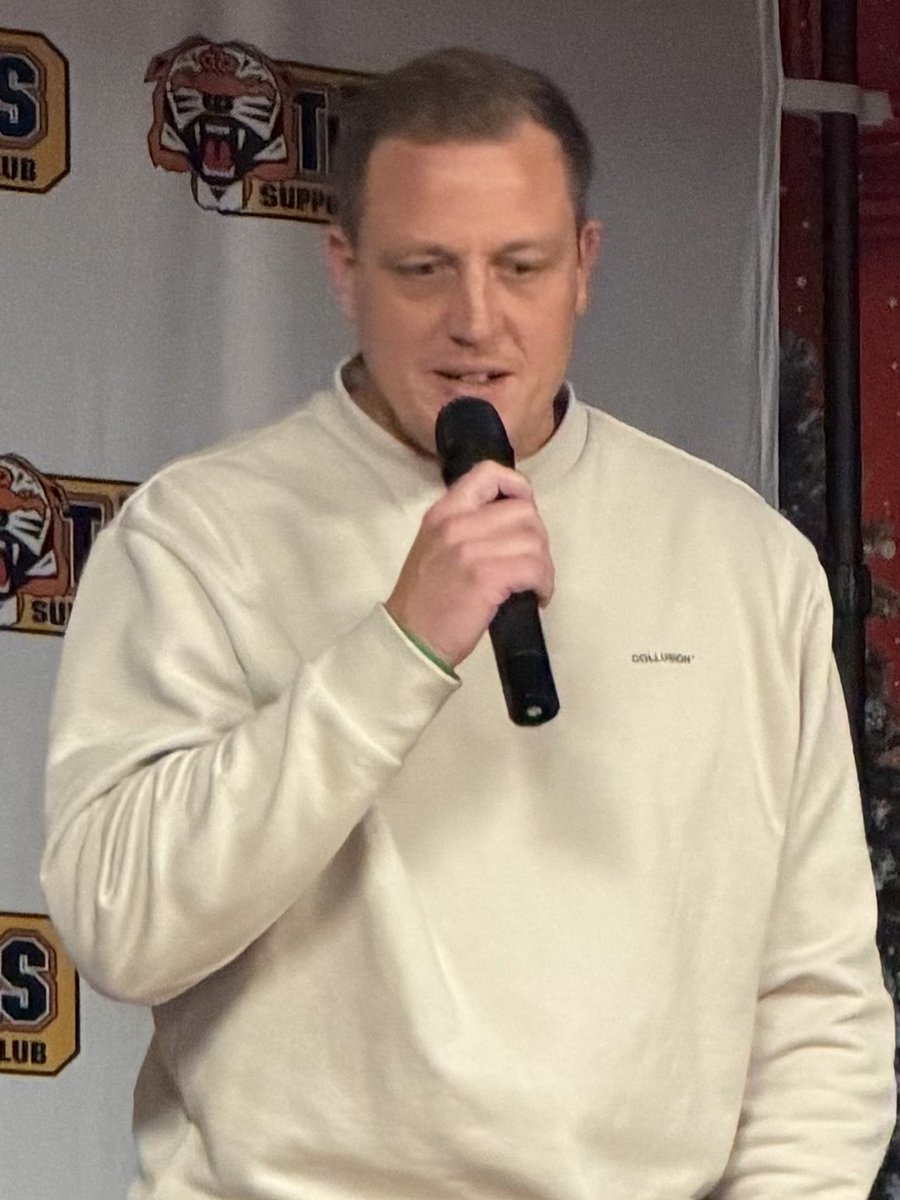 Martin Baker 📷 tweet media