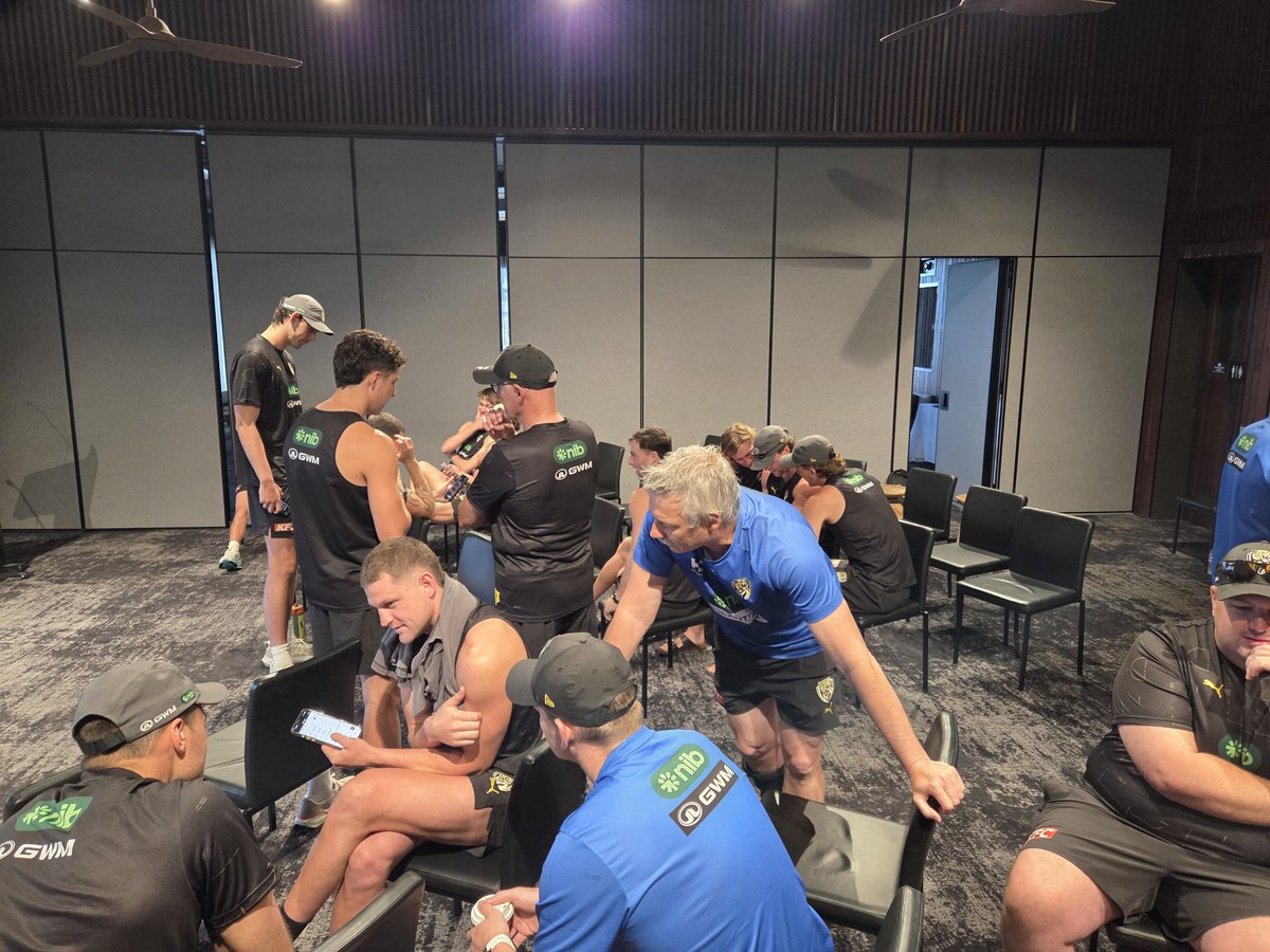 And we're off and running for Preseason Camp 2025/26. Mids meeting. Look out for the Camp Blog on <a href="/Richmond_FC/">Richmond FC 🐯</a> . #gotiges