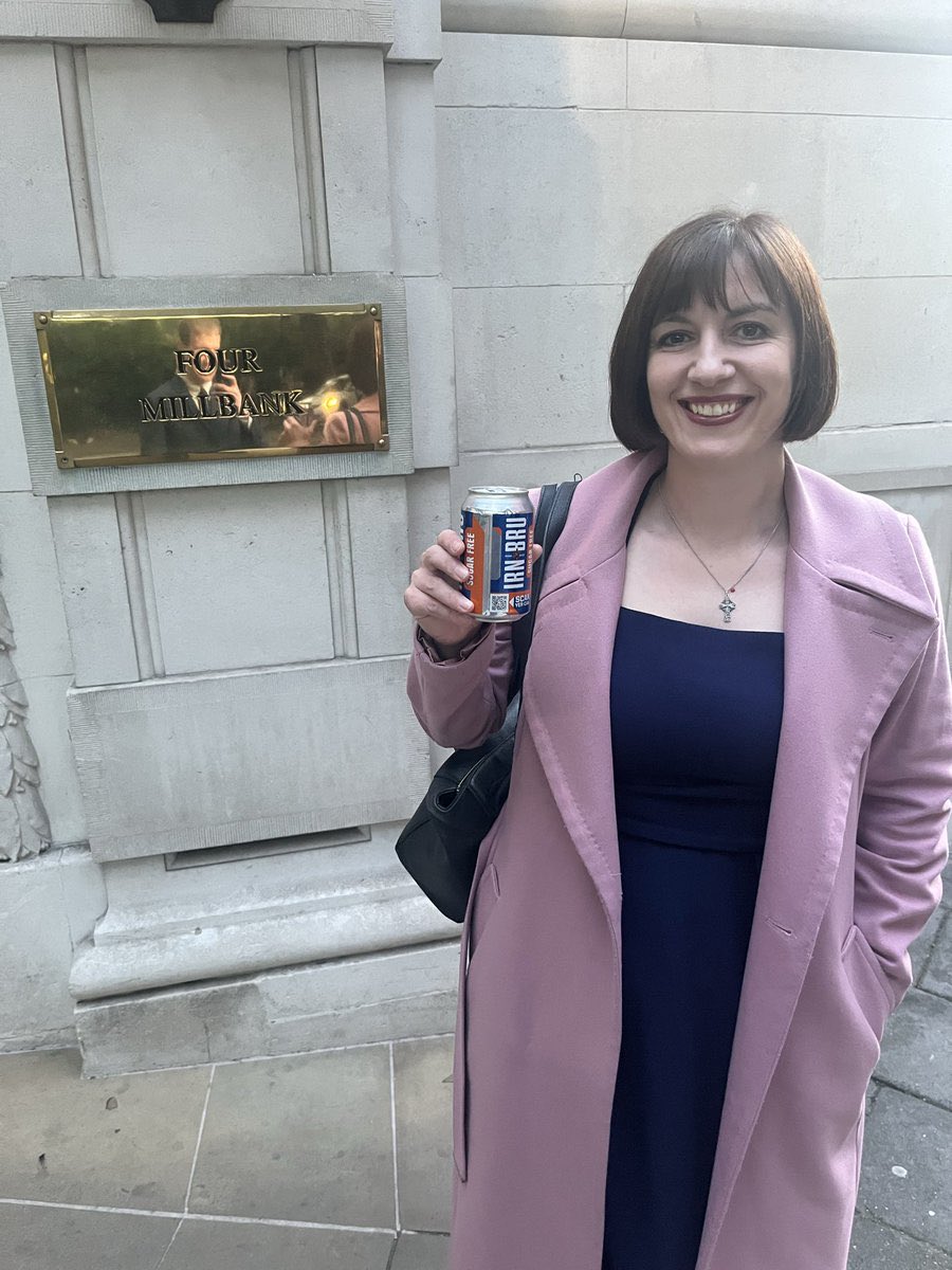 Paging <a href="/bphillipsonMP/">Bridget Phillipson</a>… 👀