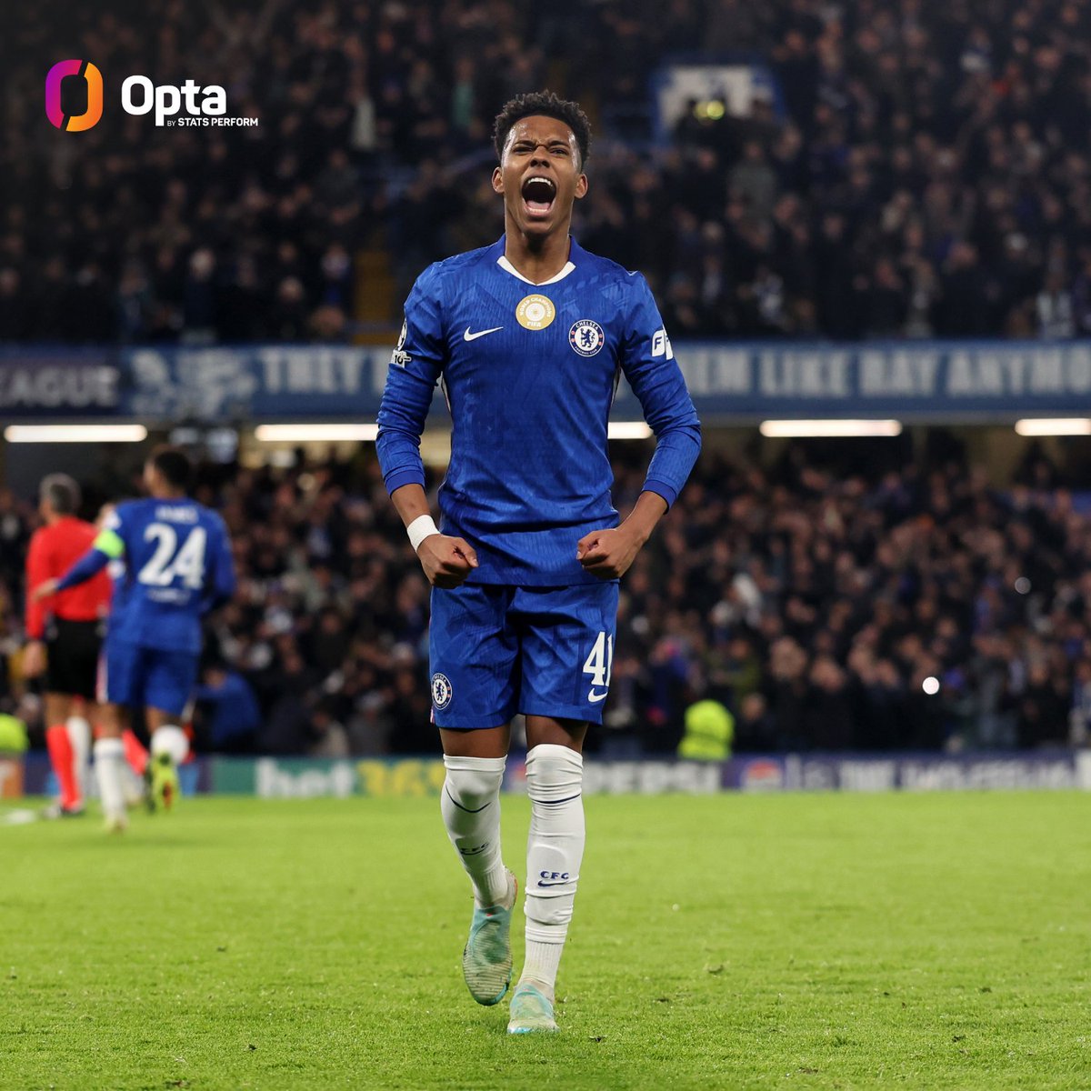 OptaJoe's tweet image. 3 - Estêvão (18y 215d) is the third teenager to score in each of his first three UEFA Champions League starts after Kylian Mbappé (18y 113d) and Erling Haaland (19y 107d). Flourishing.