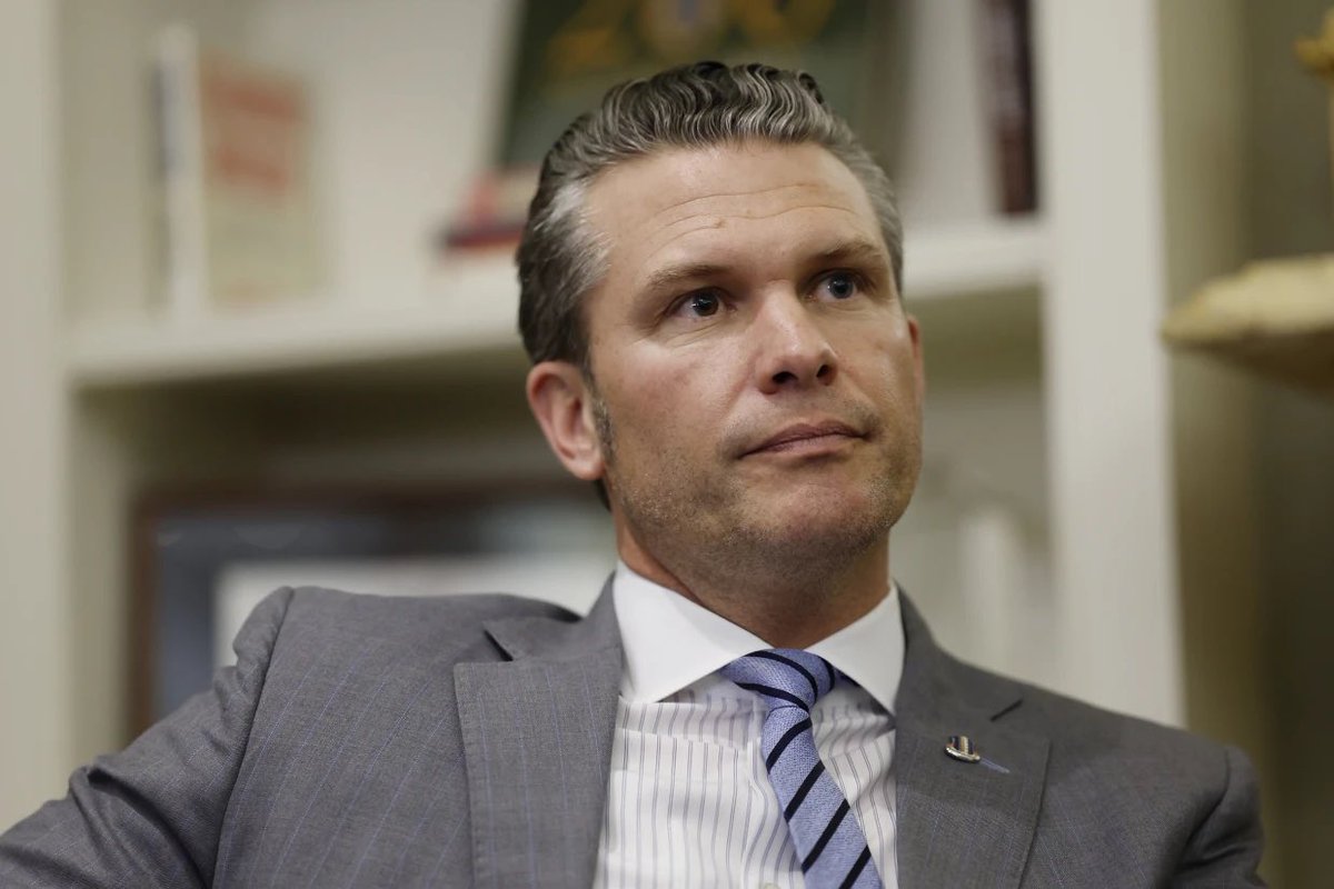 LucasSa56947288's tweet image. Time for Pete Hegseth to be FIRED or RESIGN from office immediately!

Who’s with me? ✋🏾